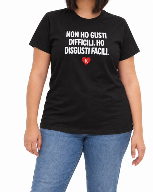 Carica immagine 1 in visualizzazione galleria. T-shirt Curvy Disgusti