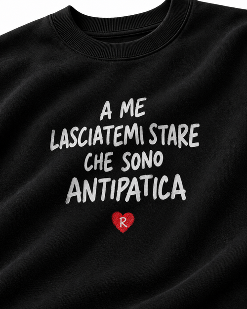 Load image 1 in gallery view. Felpa Antipatica