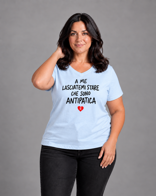 Carica immagine 1 in visualizzazione galleria. T-shirt Curvy Antipatica