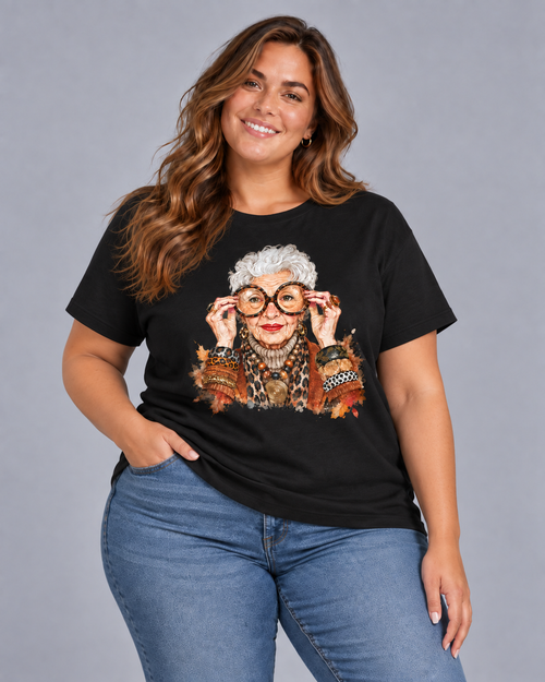 Carica immagine 1 in visualizzazione galleria. T-shirt Curvy NewBracciali
