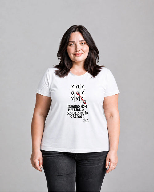 Carica immagine 1 in visualizzazione galleria. T-shirt Curvy Soluzioni