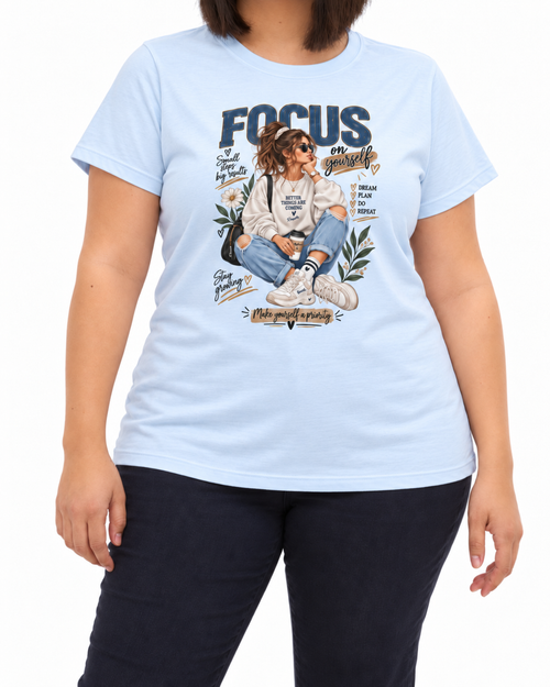 Carica immagine 1 in visualizzazione galleria. T-shirt Curvy Focus