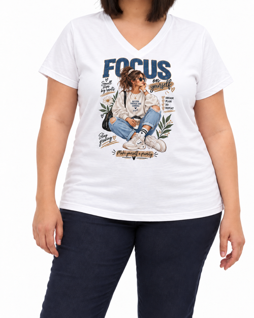 Carica immagine 1 in visualizzazione galleria. T-shirt Curvy Focus