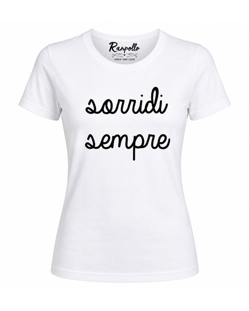 Carica immagine 1 in visualizzazione galleria. T-shirt Curvy Sorridi