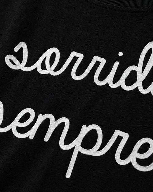 Carica immagine 1 in visualizzazione galleria. T-shirt Regular Sorridi