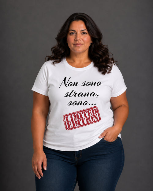 Carica immagine 1 in visualizzazione galleria. T-shirt Curvy Limed