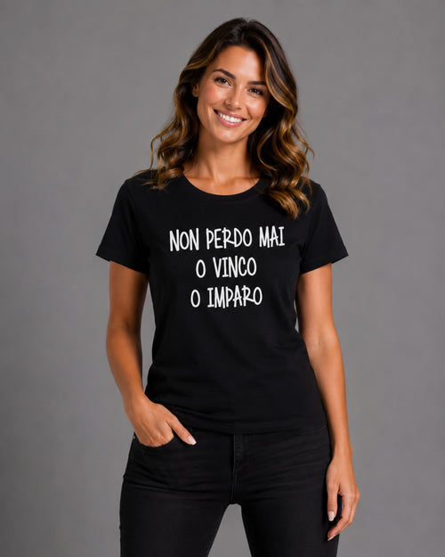 Carica immagine 1 in visualizzazione galleria. T-shirt Curvy Nonperdo
