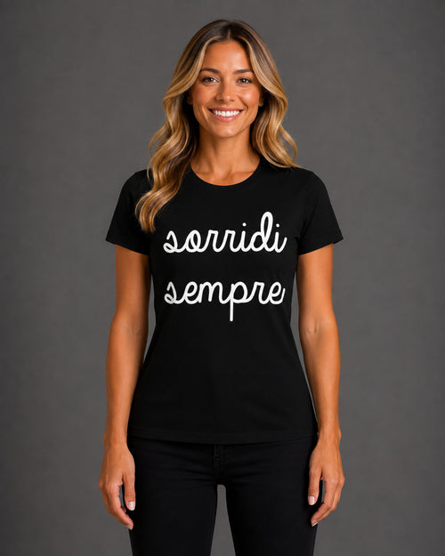 Carica immagine 1 in visualizzazione galleria. T-shirt Regular Sorridi
